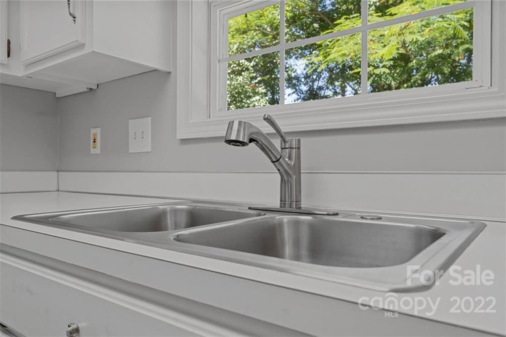 2443 Hawk Ridge Drive Gastonia, NC 28056 - Photo 21 of 30 Gallery Image 21
