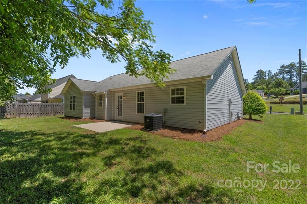 2443 Hawk Ridge Drive Gastonia, NC 28056 - Photo 28 of 30 Gallery Image 28