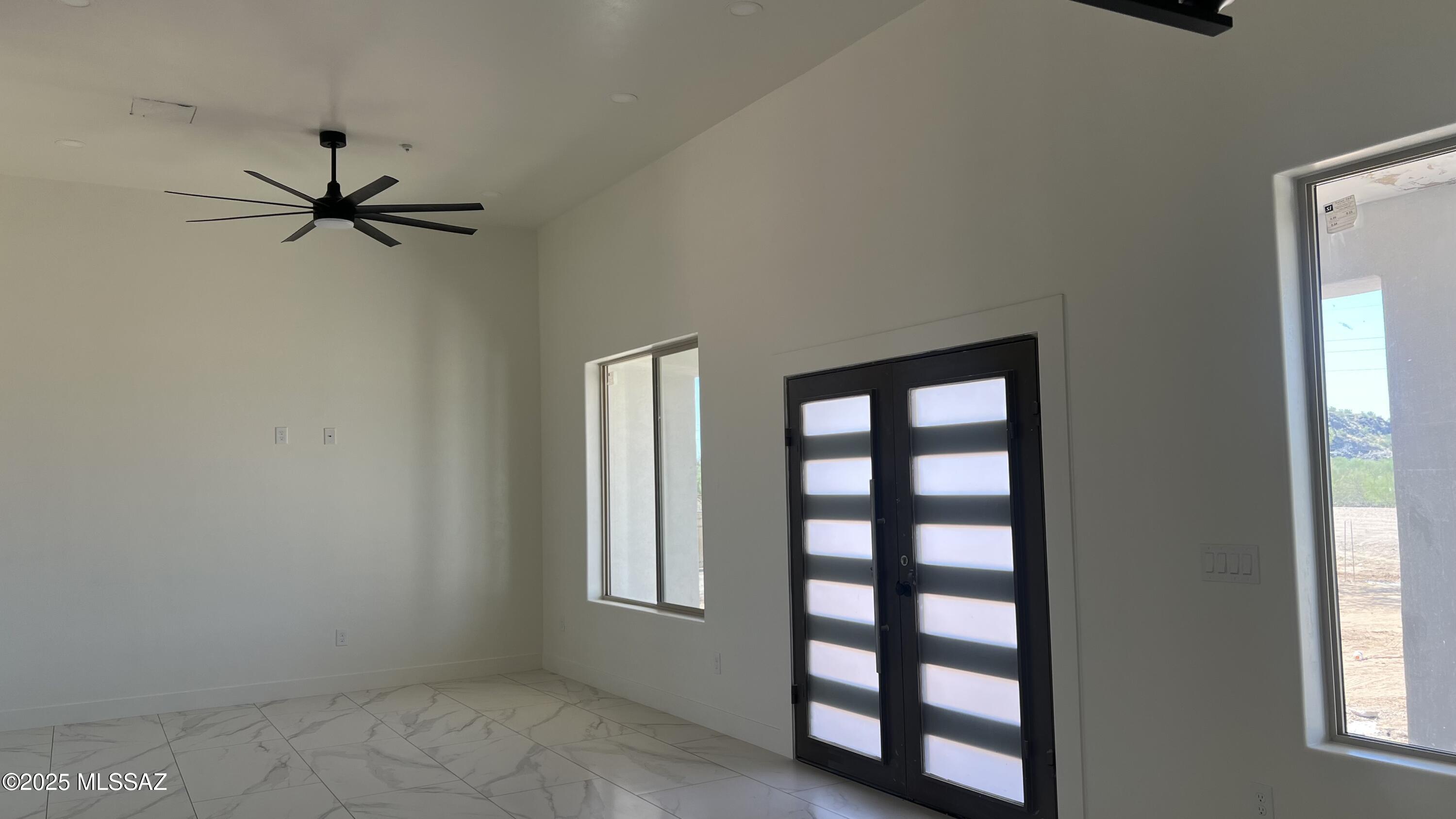 7182 West Irvington Road Tucson, AZ 85735 - Photo 6 of 43 Gallery Image 6