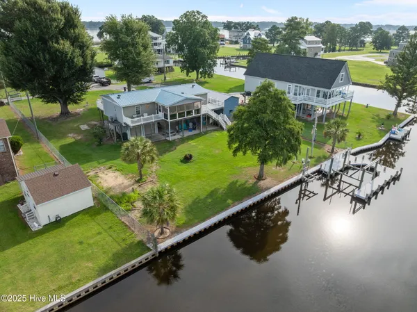 $375,000 | 86 Blackbird Lane, Chocowinity, NC 27817