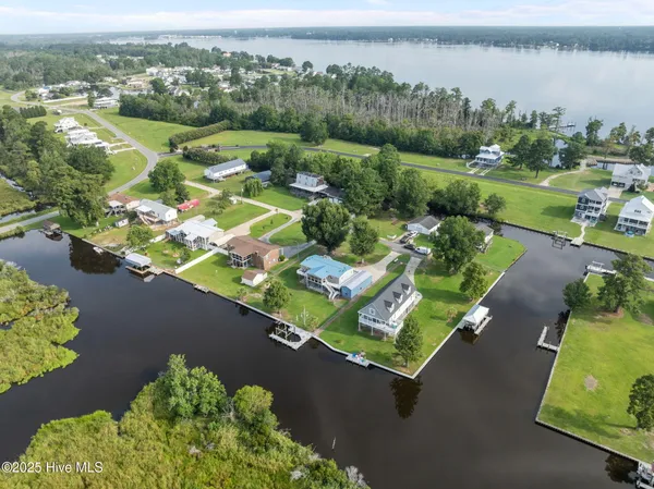 $375,000 | 86 Blackbird Lane, Chocowinity, NC 27817