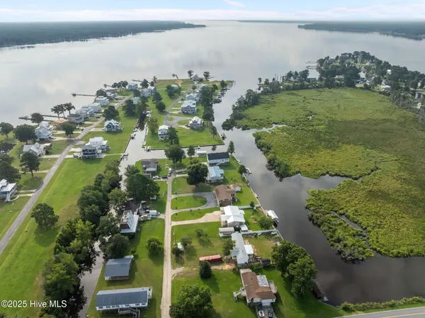 $375,000 | 86 Blackbird Lane, Chocowinity, NC 27817