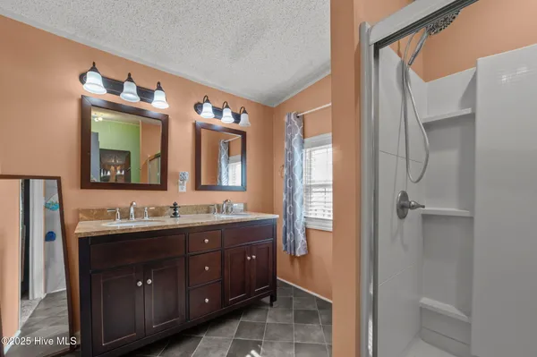 $375,000 | 86 Blackbird Lane, Chocowinity, NC 27817