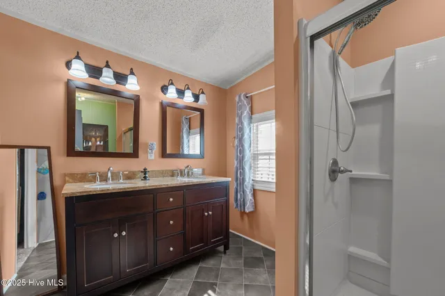 $375,000 | 86 Blackbird Lane, Chocowinity, NC 27817