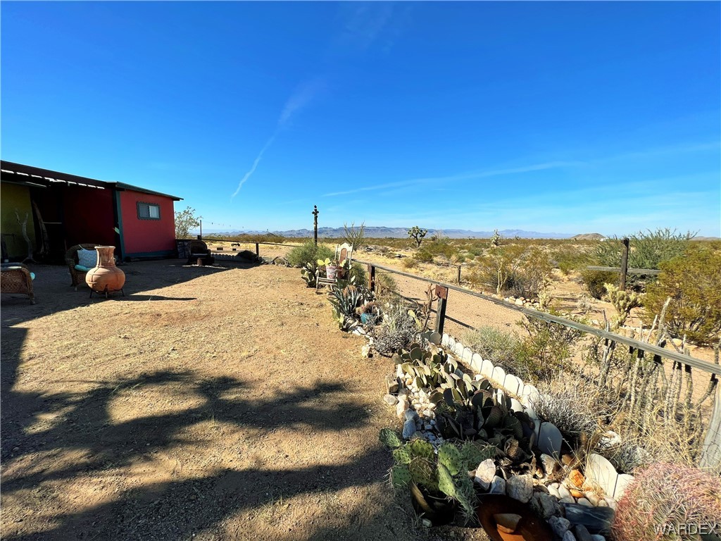 14415 Ernest Road Yucca, AZ 86438 - Photo 11 of 54 Gallery Image 11