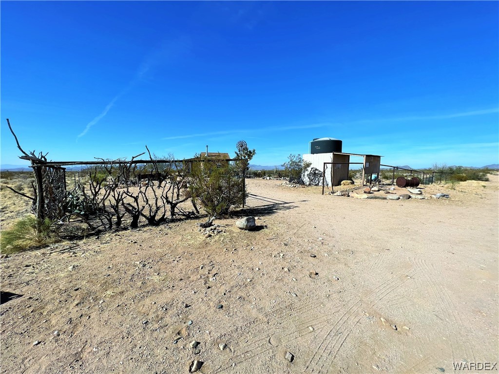 14415 Ernest Road Yucca, AZ 86438 - Photo 33 of 54 Gallery Image 33