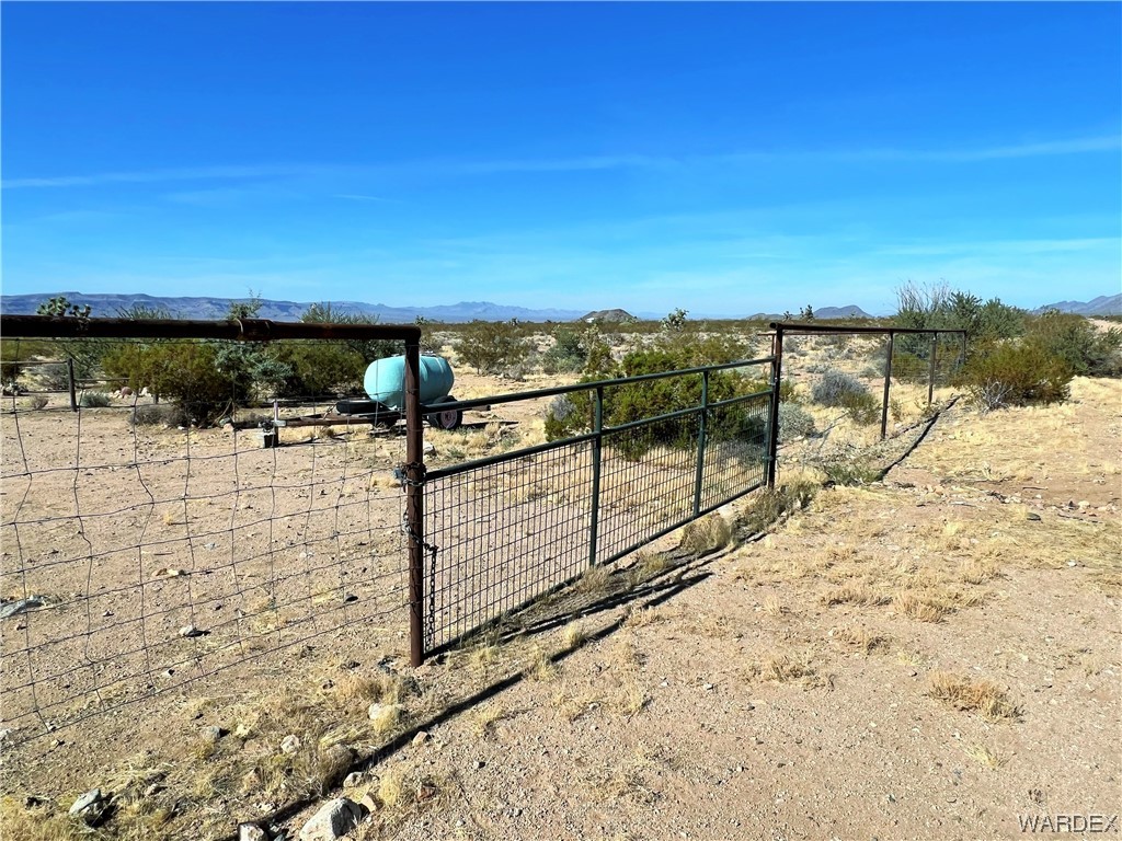 14415 Ernest Road Yucca, AZ 86438 - Photo 38 of 54 Gallery Image 38