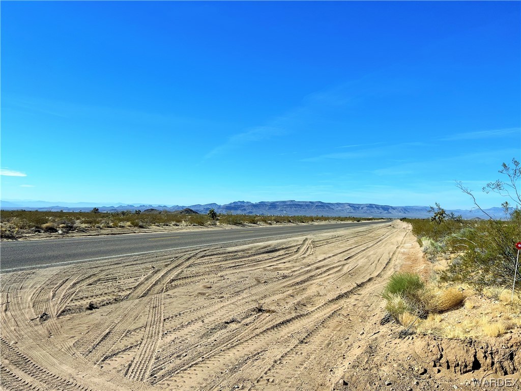 14415 Ernest Road Yucca, AZ 86438 - Photo 45 of 54 Gallery Image 45