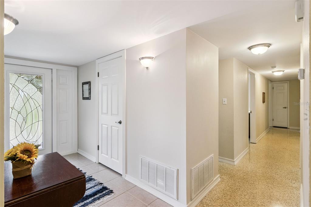 101 Ronele Drive Brandon, FL 33511 - Photo 3 of 62 Gallery Image 3