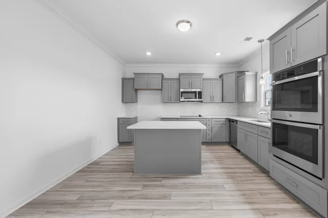 $419,900 | 2582 Rafiki Drive, Clarksville, TN 37042