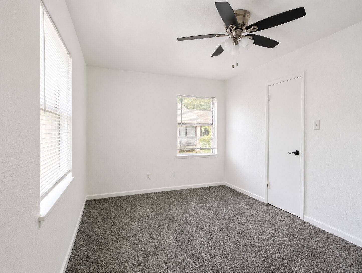 736 Kyle Angleton, TX 77515 - Photo 6 of 20
