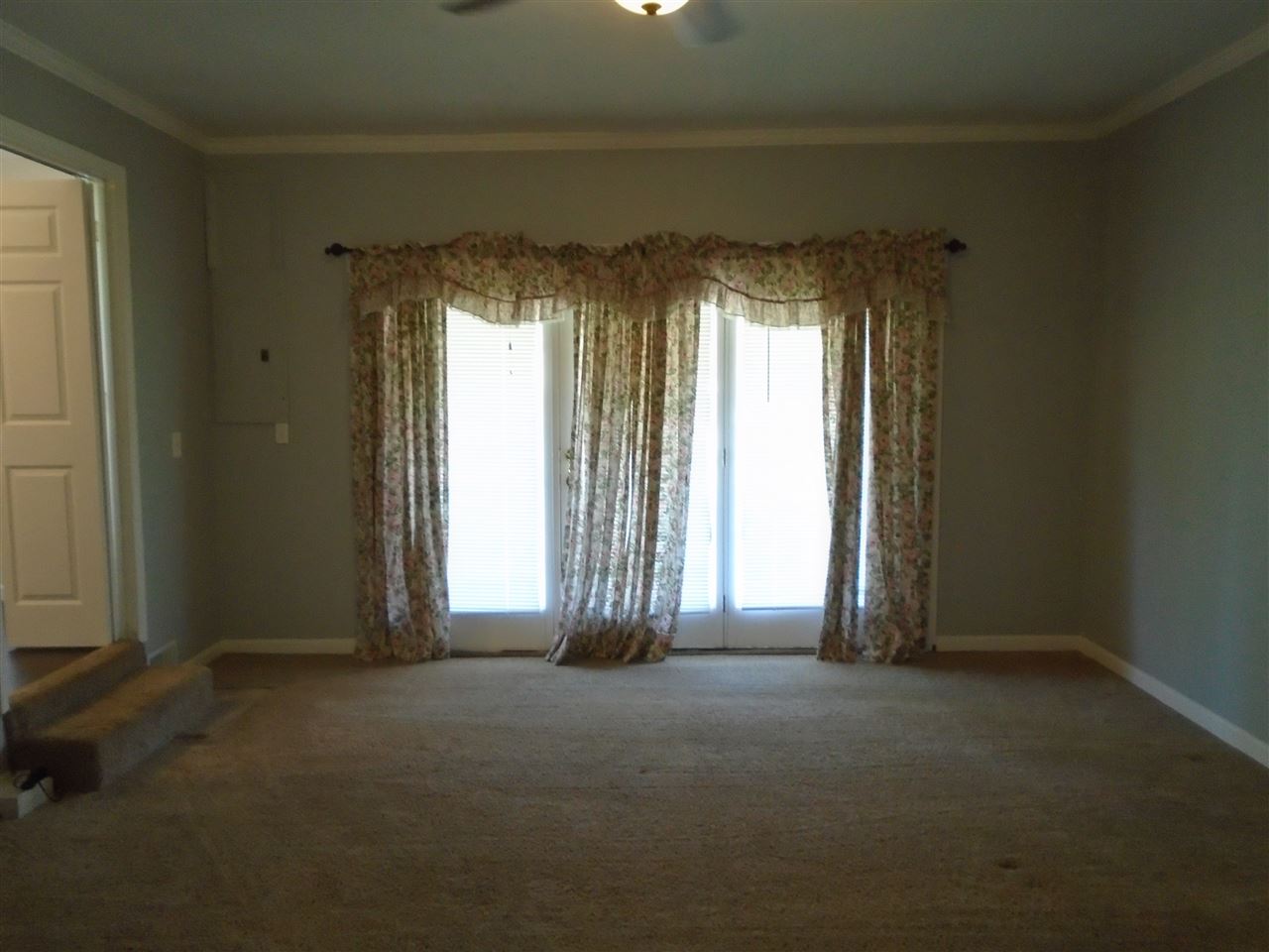 15378 Dover Hill Road Loogootee, IN 47553 - Photo 6 of 23 Gallery Image 6