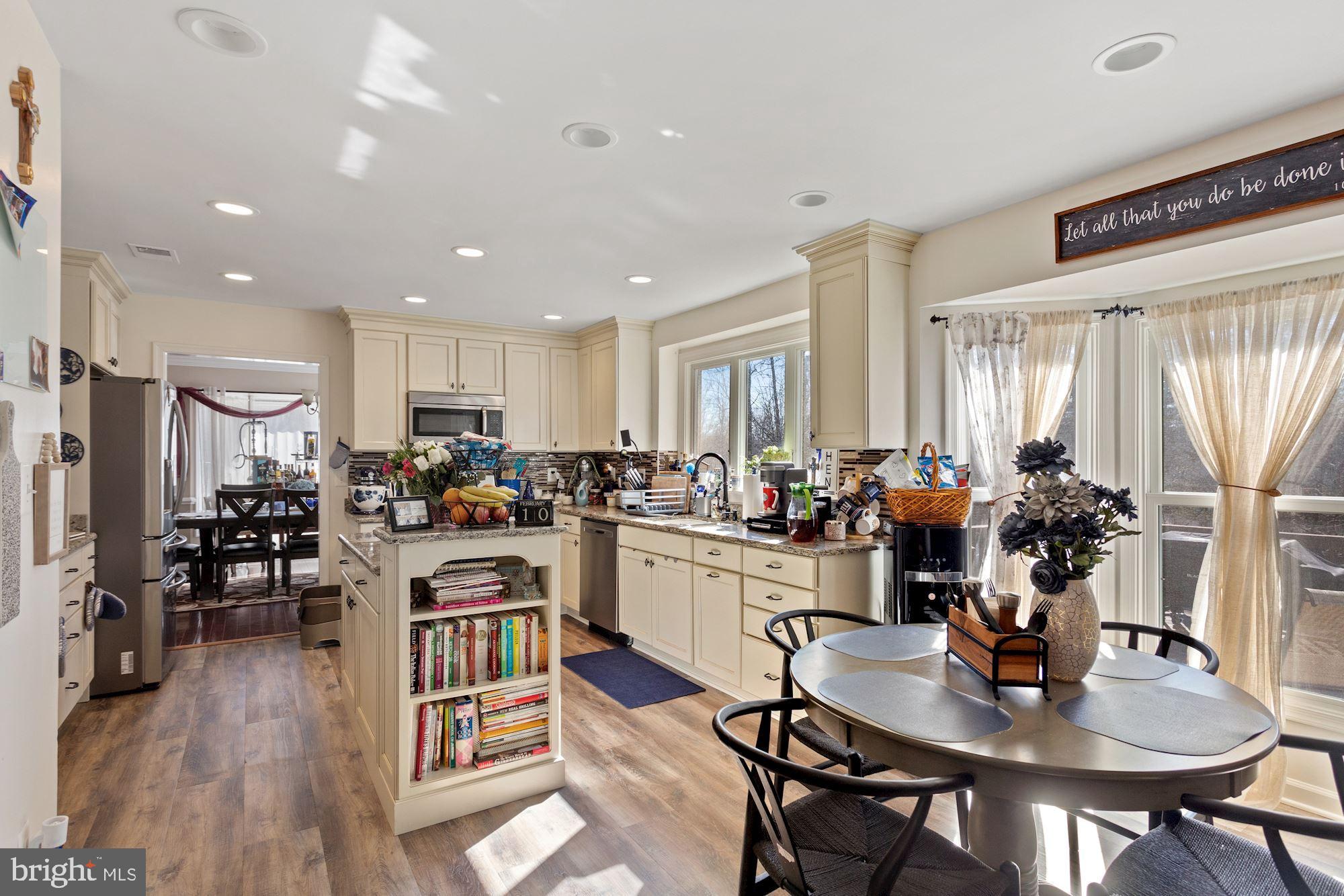 7510 Mullingar Court Springfield, VA 22153 - Photo 4 of 29