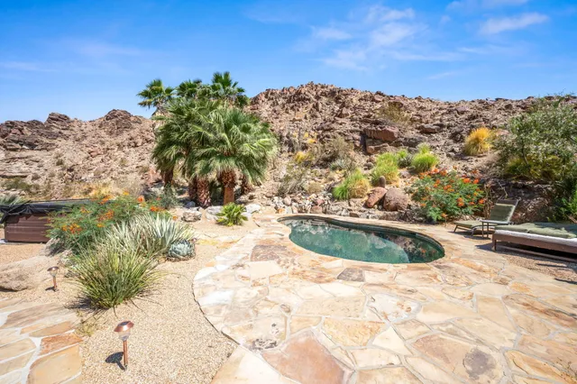 $2,900,000 | 72275 Upper Way West, Palm Desert, CA 92260