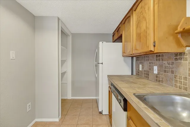 $1,350 | 7201 Sparkle Sea Drive, Unit I I, Corpus Christi, TX 78412