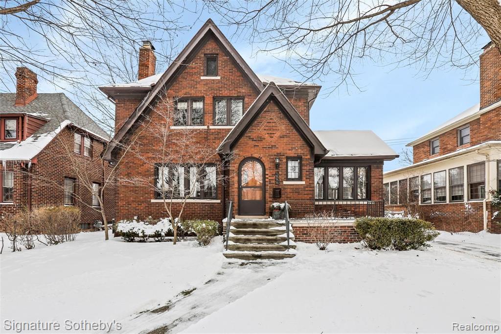 1250 Bishop Road Grosse Pointe Park, MI 48230 - Photo 1 of 32