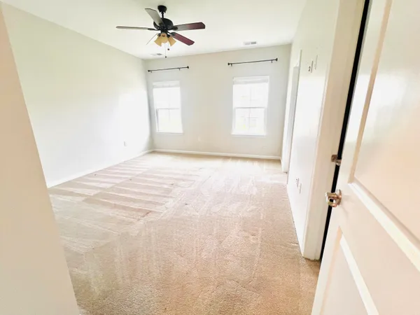 $2,800 | 2396 Raya Way, Easton, PA 18045