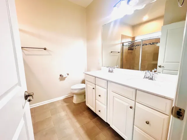 $2,800 | 2396 Raya Way, Easton, PA 18045