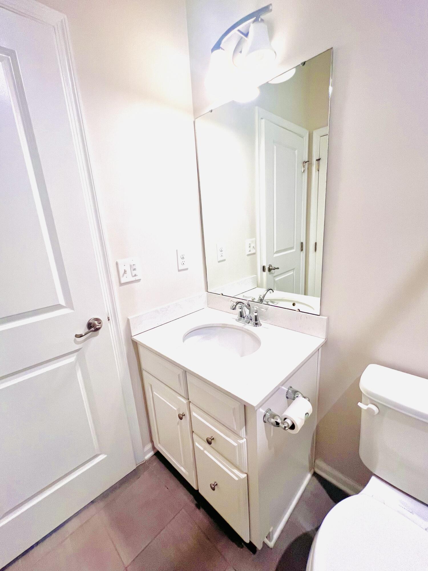 2396 Raya Way Easton, PA 18045 - Photo 30 of 36 IMG_6649