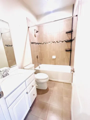 $2,800 | 2396 Raya Way, Easton, PA 18045