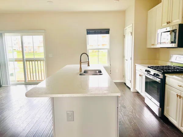 $2,800 | 2396 Raya Way, Easton, PA 18045