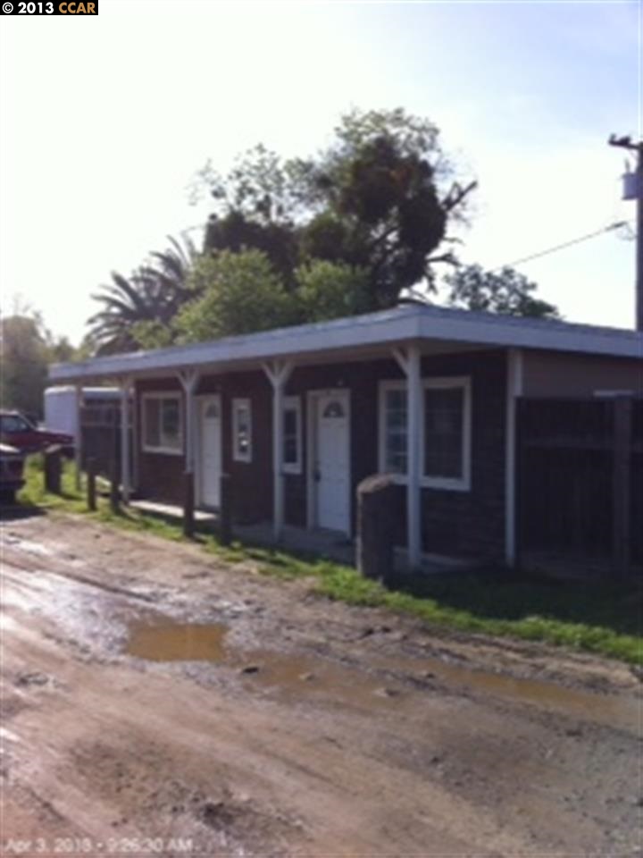 3295 Wells Road Oakley, CA 94561 - Photo 1 of 1 a view of a yard in front of a house