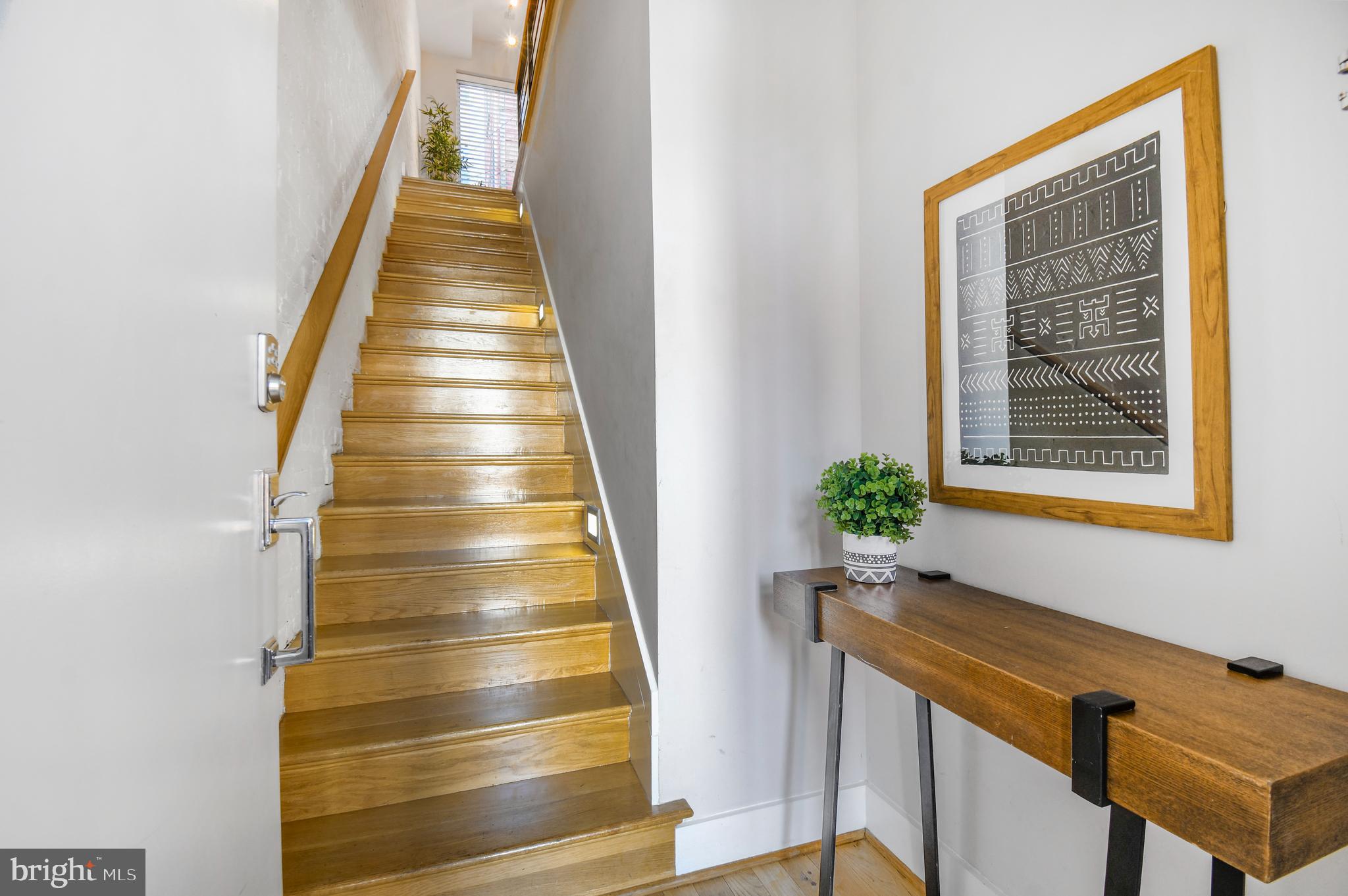 1538 Swann Street Northwest Washington, DC 20009 - Photo 14 of 37 Owner's Unit 2 - Entry