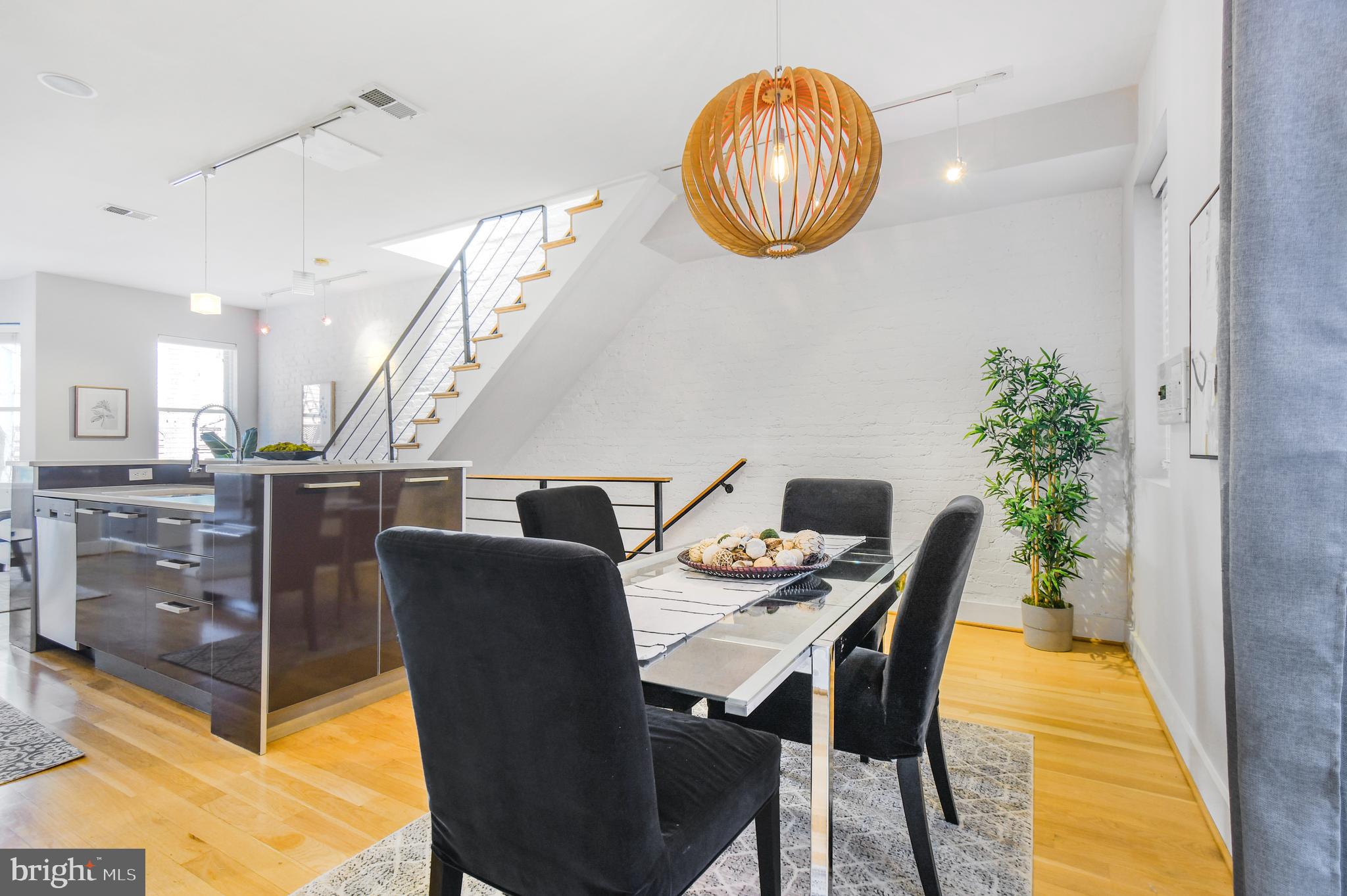 1538 Swann Street Northwest Washington, DC 20009 - Photo 2 of 37 Owner's Unit 2 - Spacious Dining Area