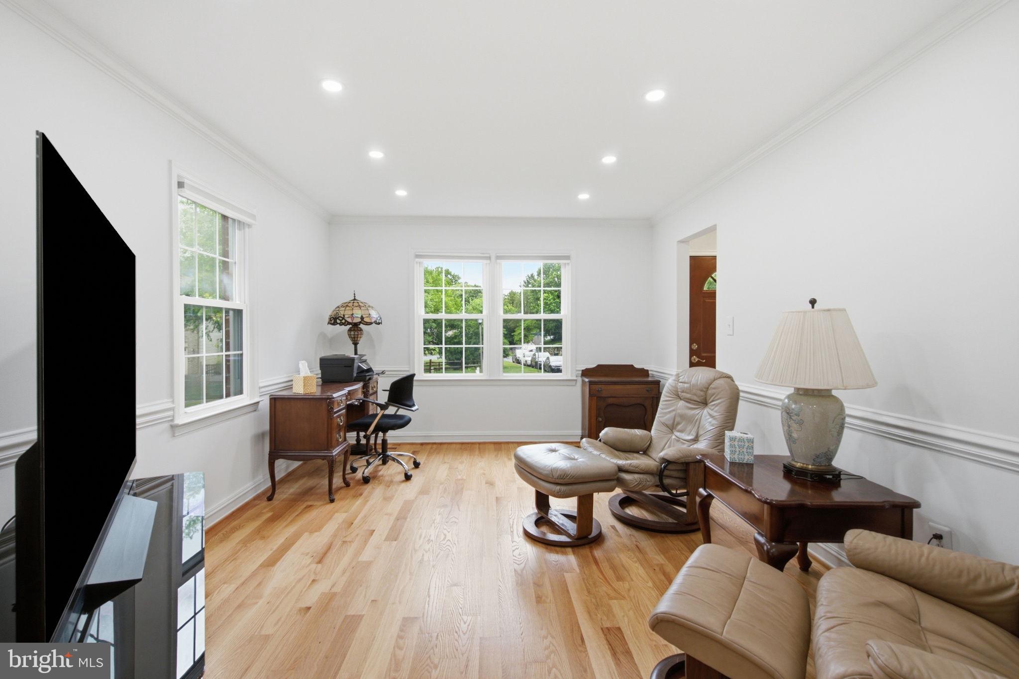 17041 Old Baltimore Road Olney, MD 20832 - Photo 7 of 41