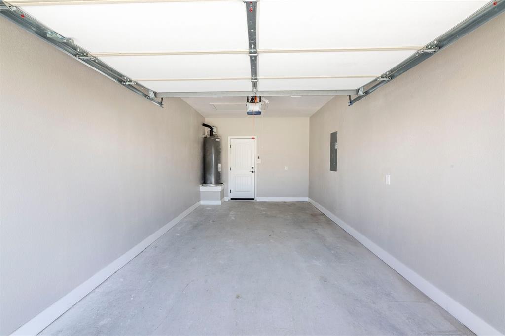 301 Navarro Way, Unit 29B Seguin, TX 78155 - Photo 20 of 26 a view of a livingroom with a ceiling fan and window