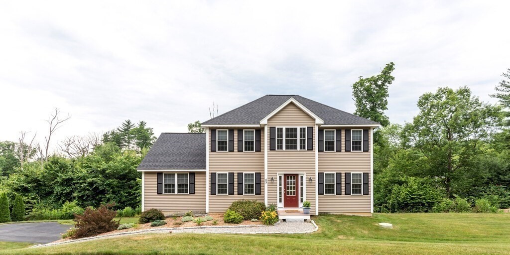 45 Draper Woods Road Sturbridge, MA 01518 - Photo 2 of 38