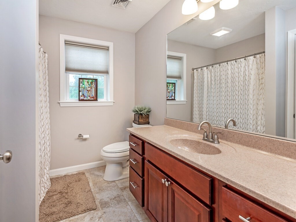 45 Draper Woods Road Sturbridge, MA 01518 - Photo 23 of 38