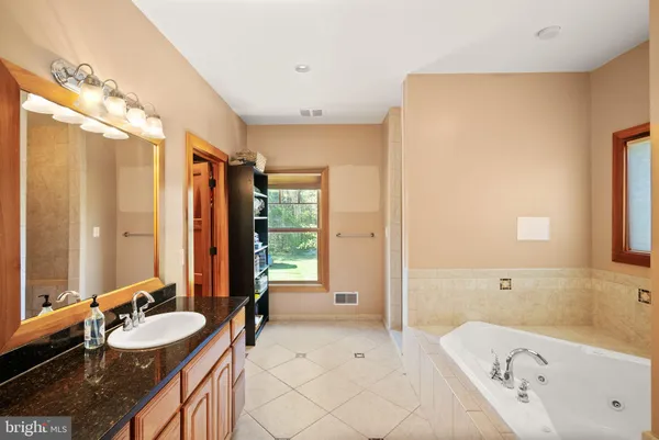$1,550,000 | 9351 Mackenzie Meadow Court, Nokesville, VA 20181