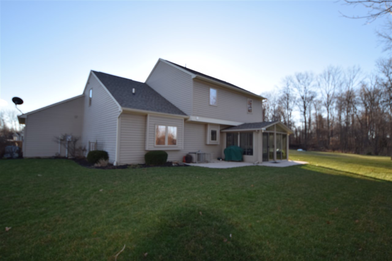 10826 Wild Ridge Place Fort Wayne, IN 46818 - Photo 2 of 17