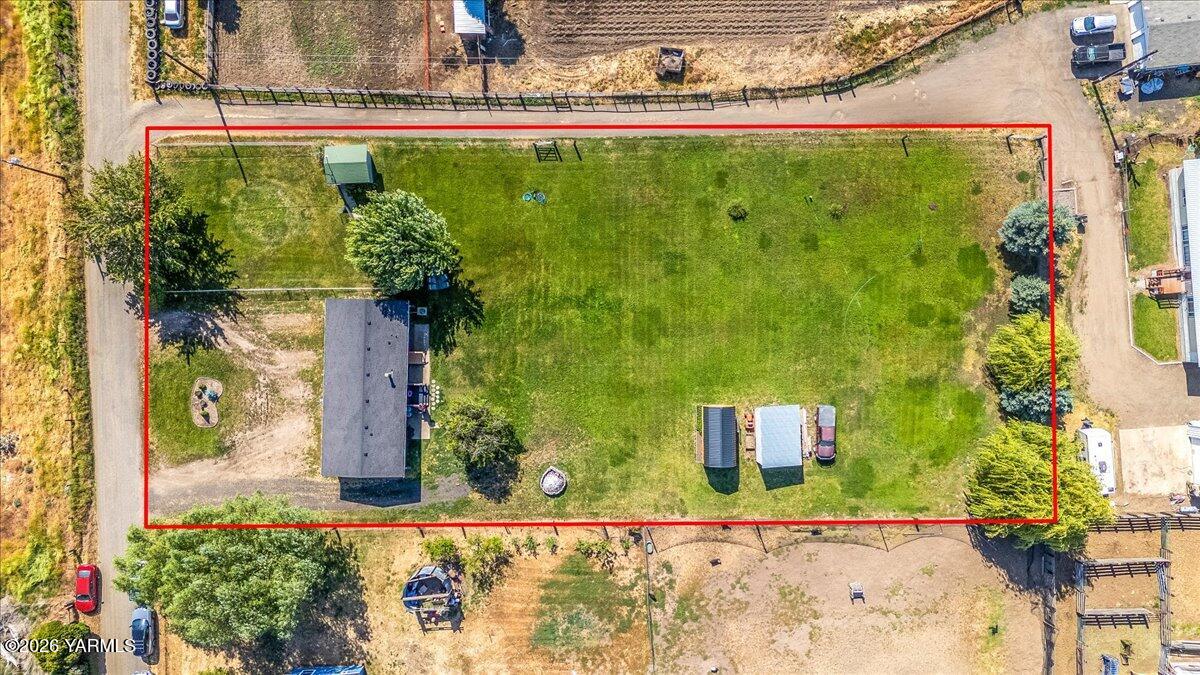 12401 Meadowbrook Road Yakima, WA 98903 - Photo 2 of 20 02 Aerial View Above - Lot Lines
