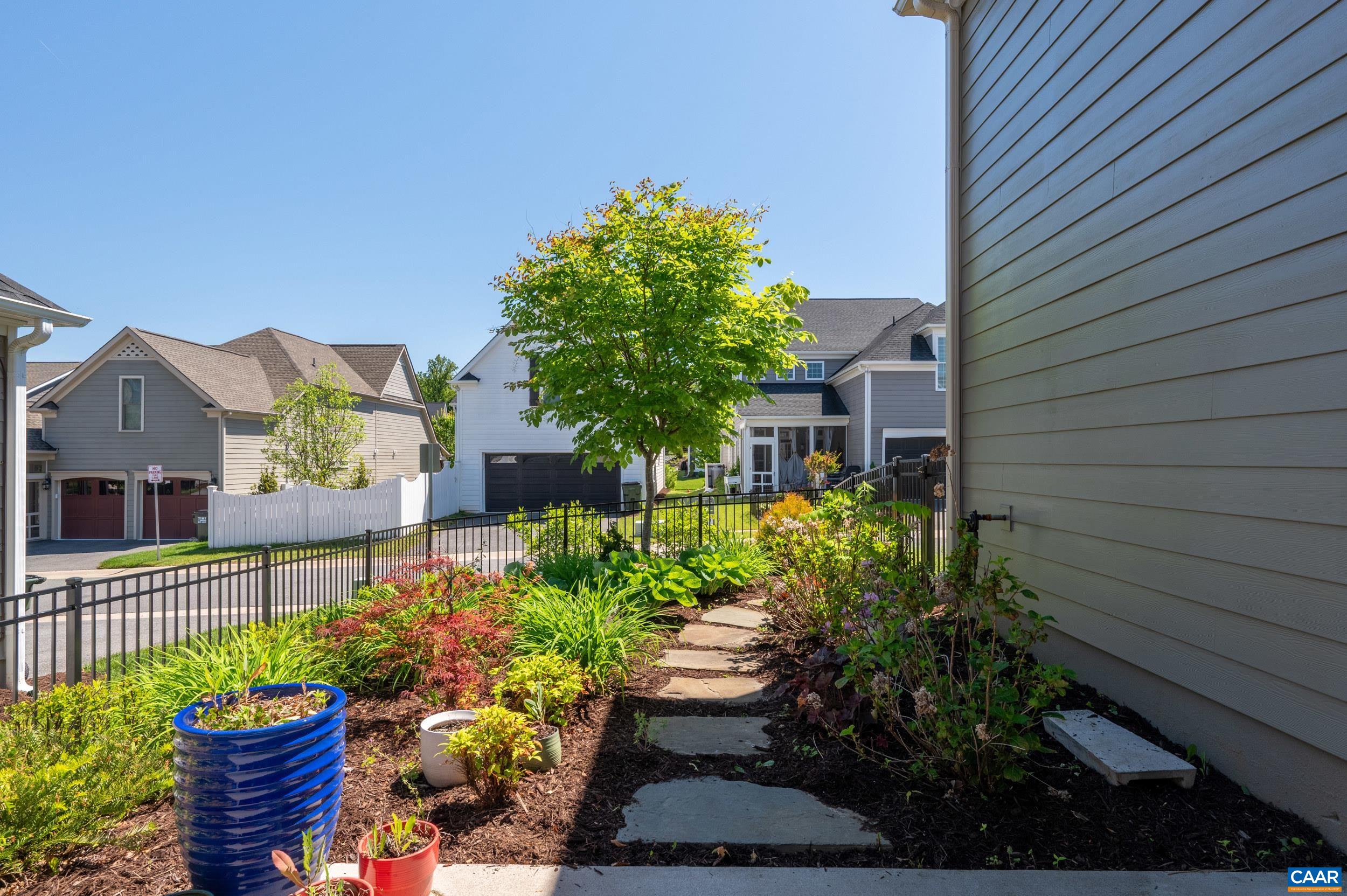 744 Highgate Row Crozet, VA 22932 - Photo 26 of 28
