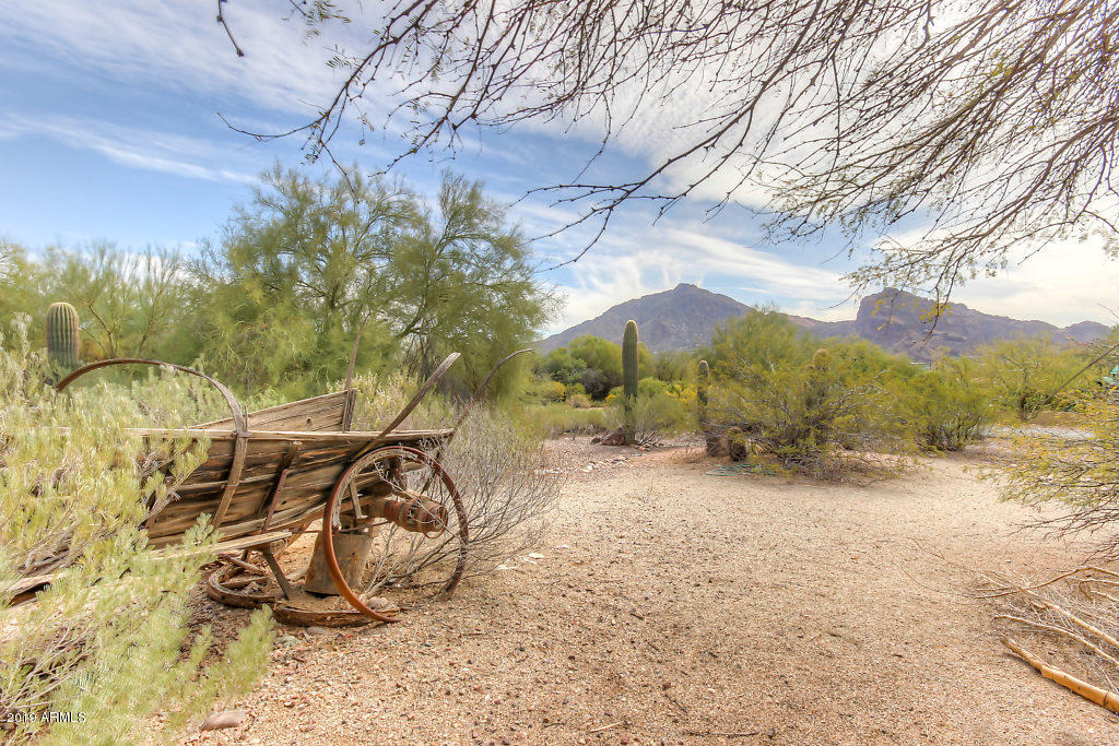 6800 North Mummy Mountain Road Paradise Valley, AZ 85253 - Photo 12 of 13 Mummy Mountain Rd (48)-SMALL