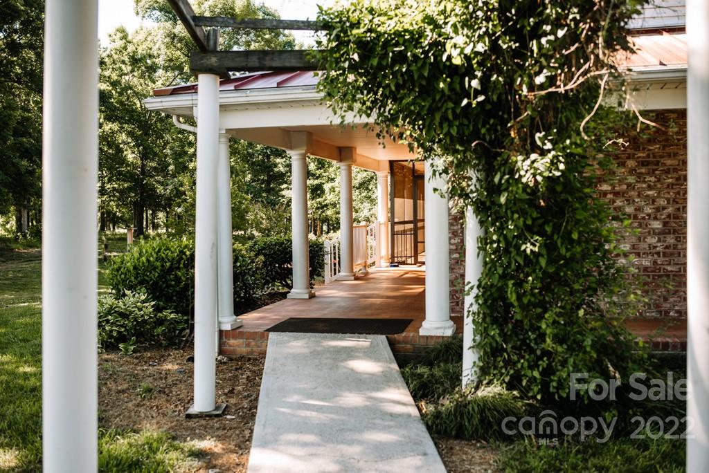 32137 Chapel Road Albemarle, NC 28001 - Photo 6 of 31 Gallery Image 6