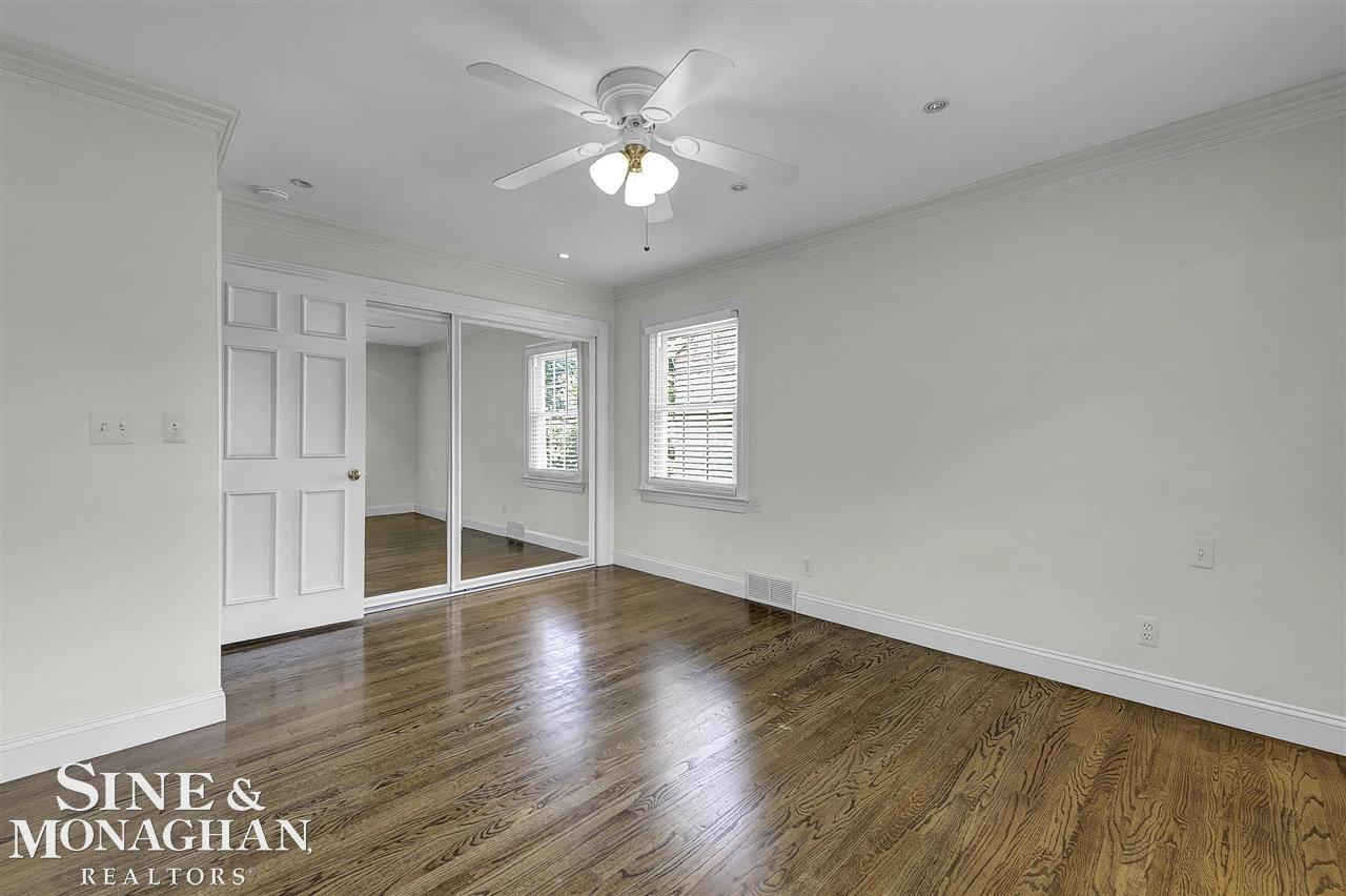 308 Kerby Road Grosse Pointe Farms, MI 48236 - Photo 19 of 32