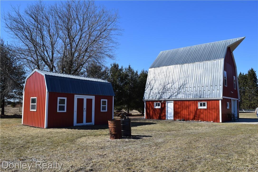 1075 Argyle Road Snover, MI 48472 - Photo 27 of 33 DSC_1585.JPG