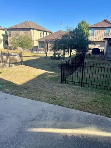 $2,500 | 7233 Menchaca Road, Unit 27, Austin, TX 78745