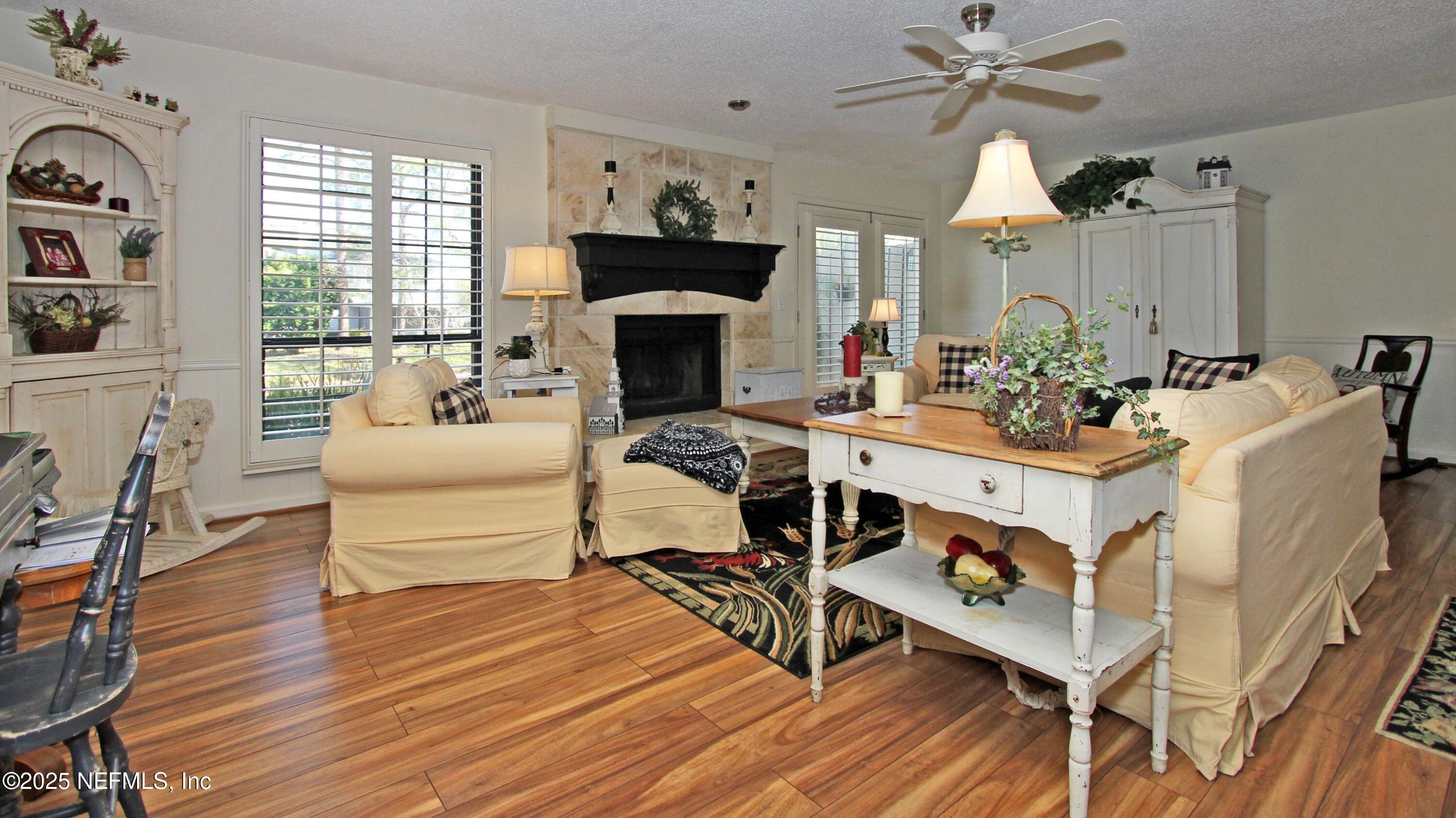 11023 Peppermill Lane Jacksonville, FL 32257 - Photo 7 of 35 family room 3