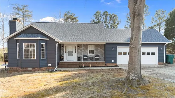 $329,900 | 220 Farmview Road, Madison, NC 27025
