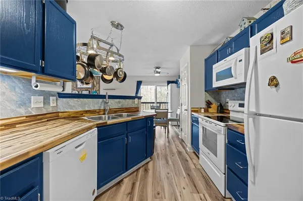 $329,900 | 220 Farmview Road, Madison, NC 27025