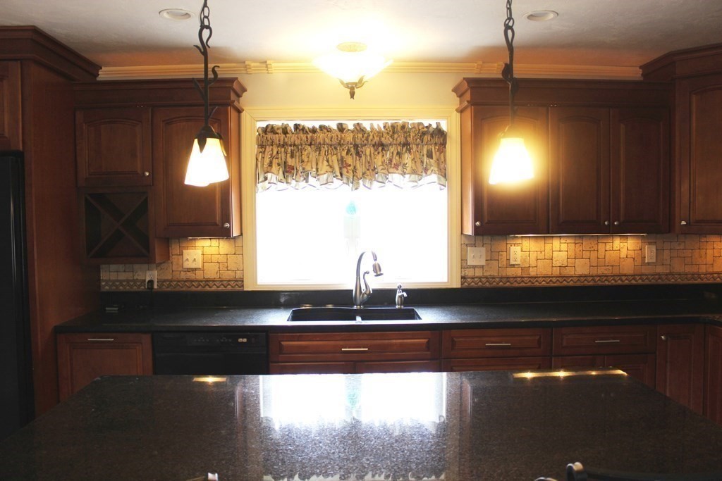 4 Howe Road Spencer, MA 01562 - Photo 11 of 37 Gallery Image 11