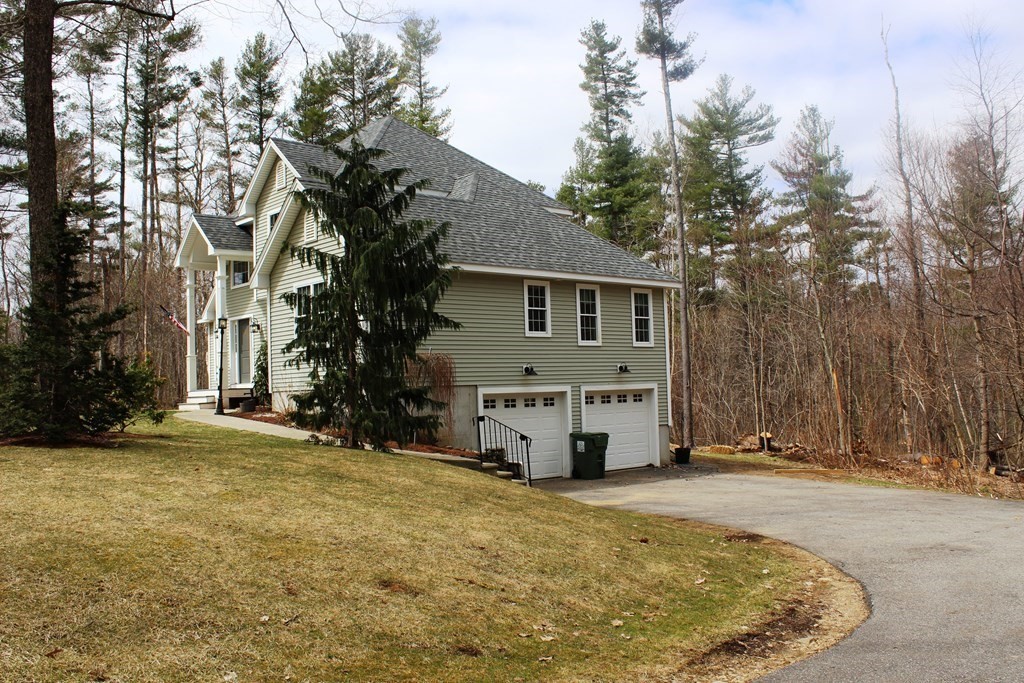 4 Howe Road Spencer, MA 01562 - Photo 4 of 37 Gallery Image 4