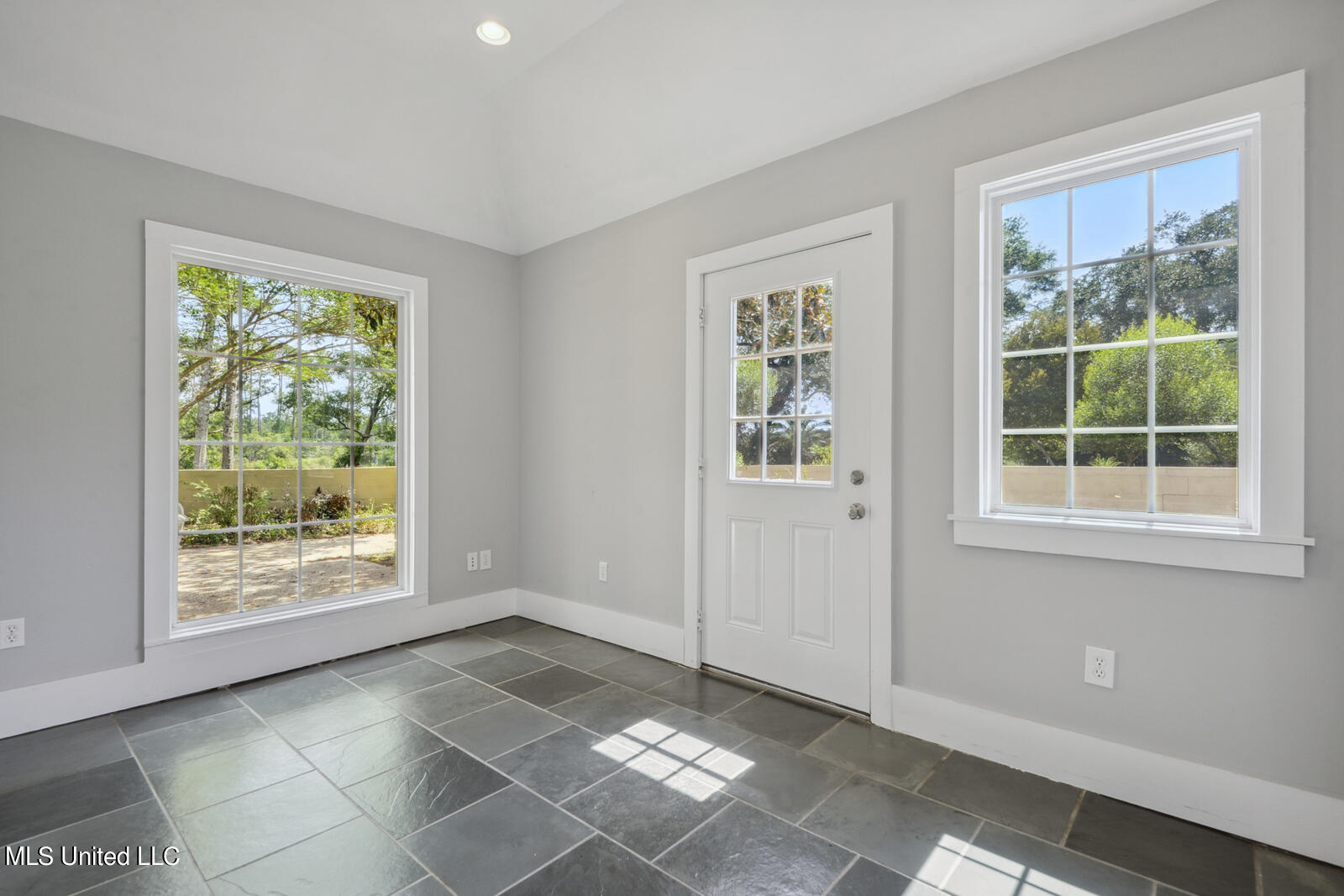 23441 Arcadia Farm Road Pass Christian, MS 39571 - Photo 26 of 90 arcadia study off of master bedroom