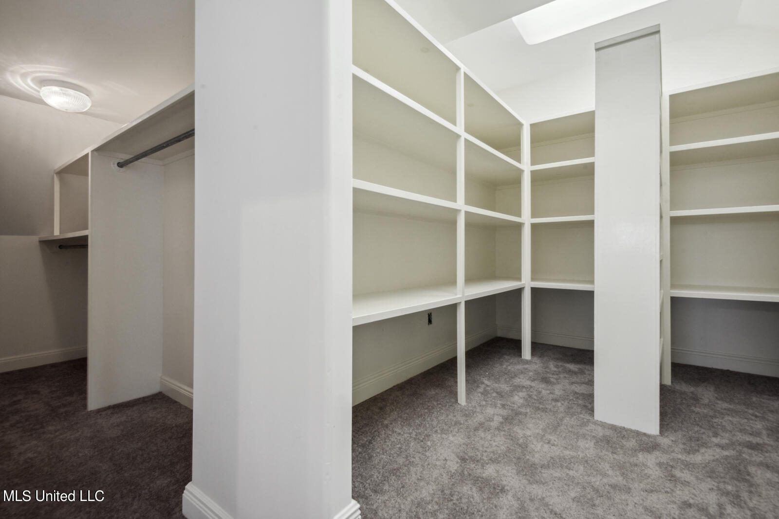 23441 Arcadia Farm Road Pass Christian, MS 39571 - Photo 42 of 90 arcadia upstairs walk in closet