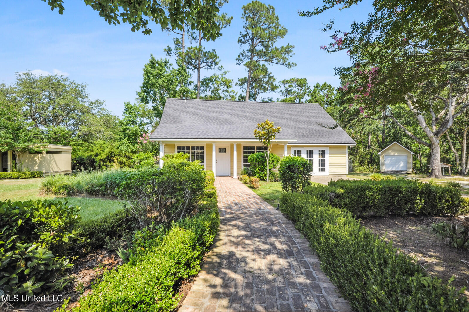 23441 Arcadia Farm Road Pass Christian, MS 39571 - Photo 49 of 90 arcadia guest house front