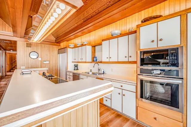 $4,995,000 | 547 Beach Drive, Aptos, CA 95003